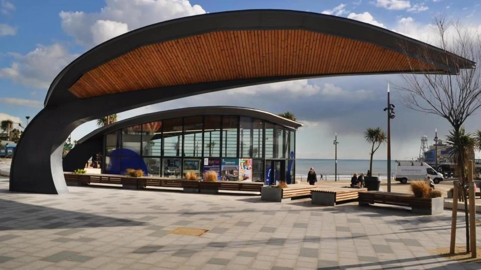 Bournecoast-Roof Terrace-Gym-Sea Glimpses- Fm977 Apartment Bournemouth