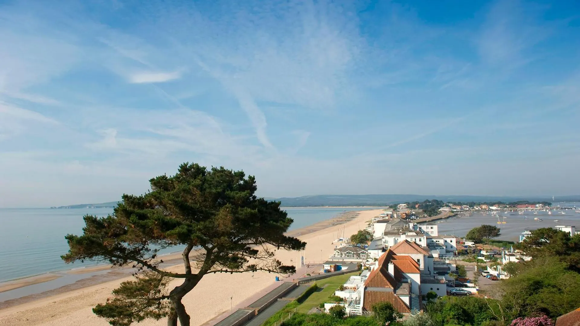 Bournecoast-Roof Terrace-Gym-Sea Glimpses- Fm977 Apartment Bournemouth United Kingdom