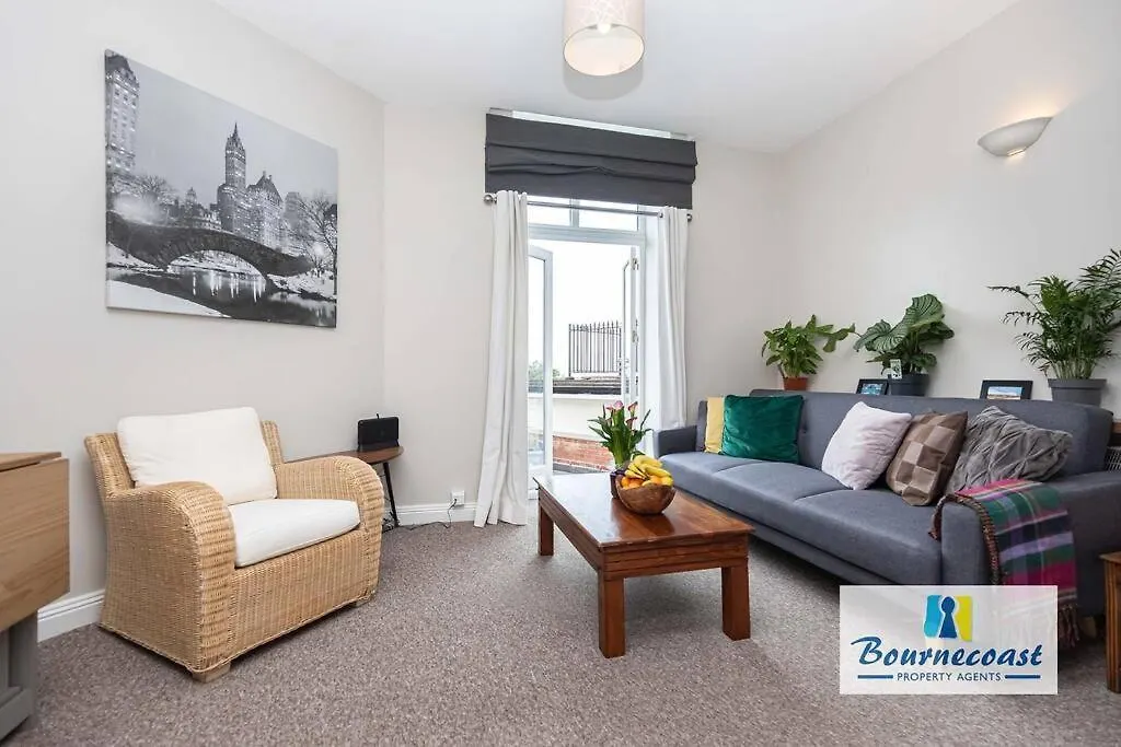 Bournecoast-Roof Terrace-Gym-Sea Glimpses- Fm977 Apartment Bournemouth